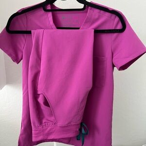 Bright fuschia figs scrubs set xs petite